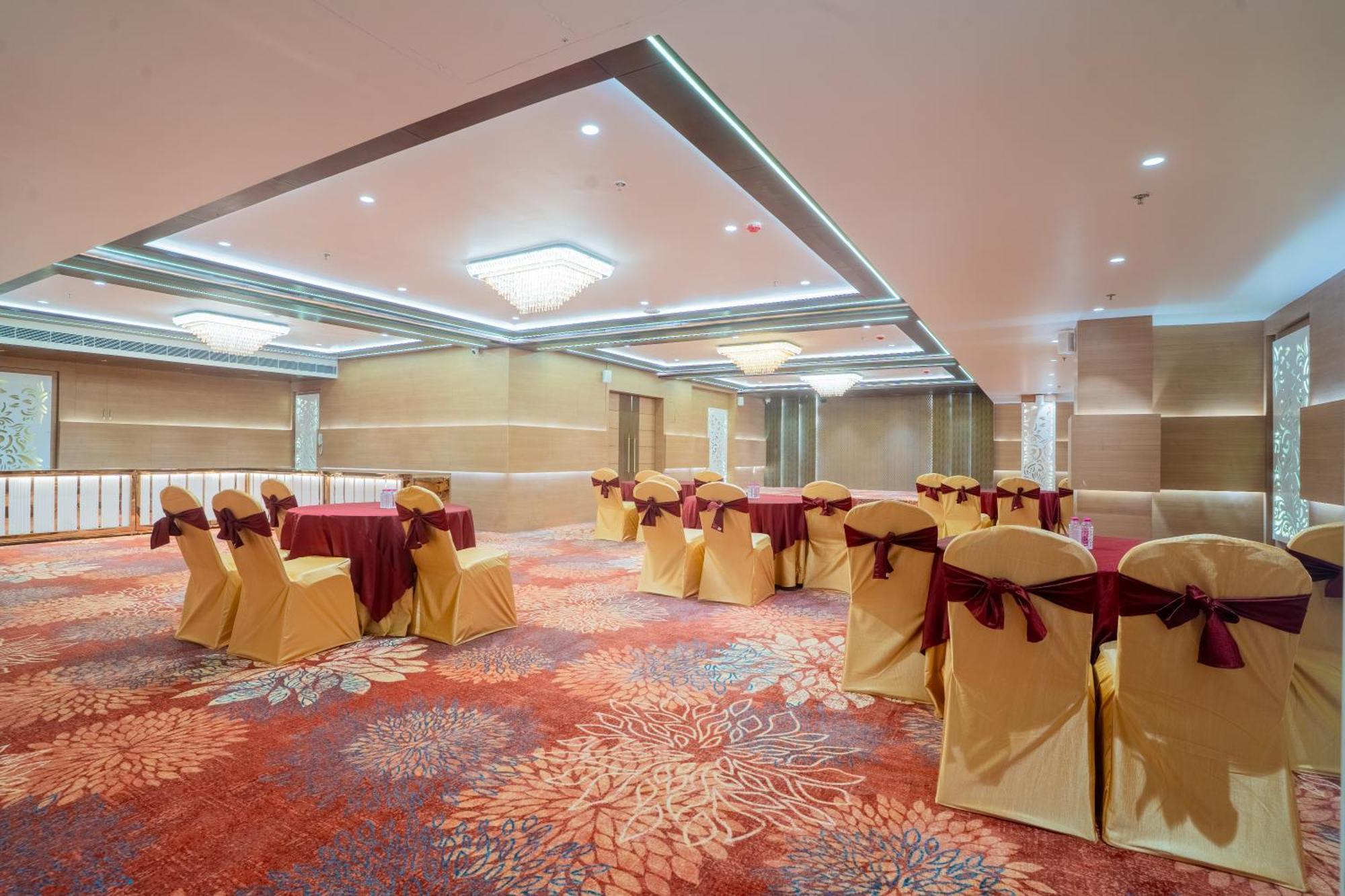 Royal Prime - A City Center Boutique Hotel In Jaipur Ngoại thất bức ảnh