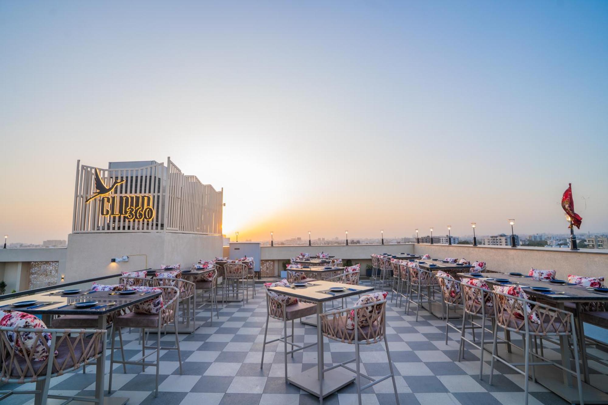 Royal Prime - A City Center Boutique Hotel In Jaipur Ngoại thất bức ảnh